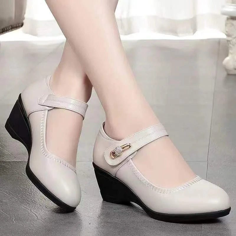Ellen – Elegant Mid-Heel Comfort Shoes